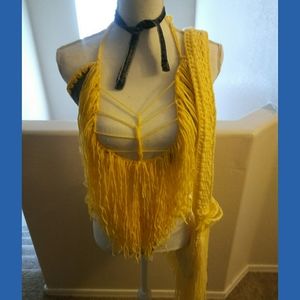 Blu jean/ yellow Fringe top w/thong